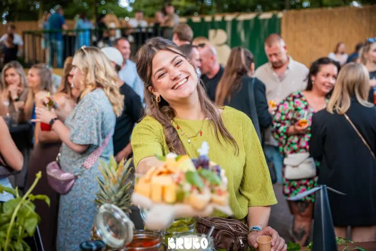 005_@Momenttom.com_20250704